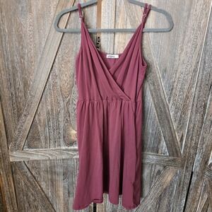Styleword Dress Women's Size Large Maroon Strappy V-Neck Stretchy Knit Mini